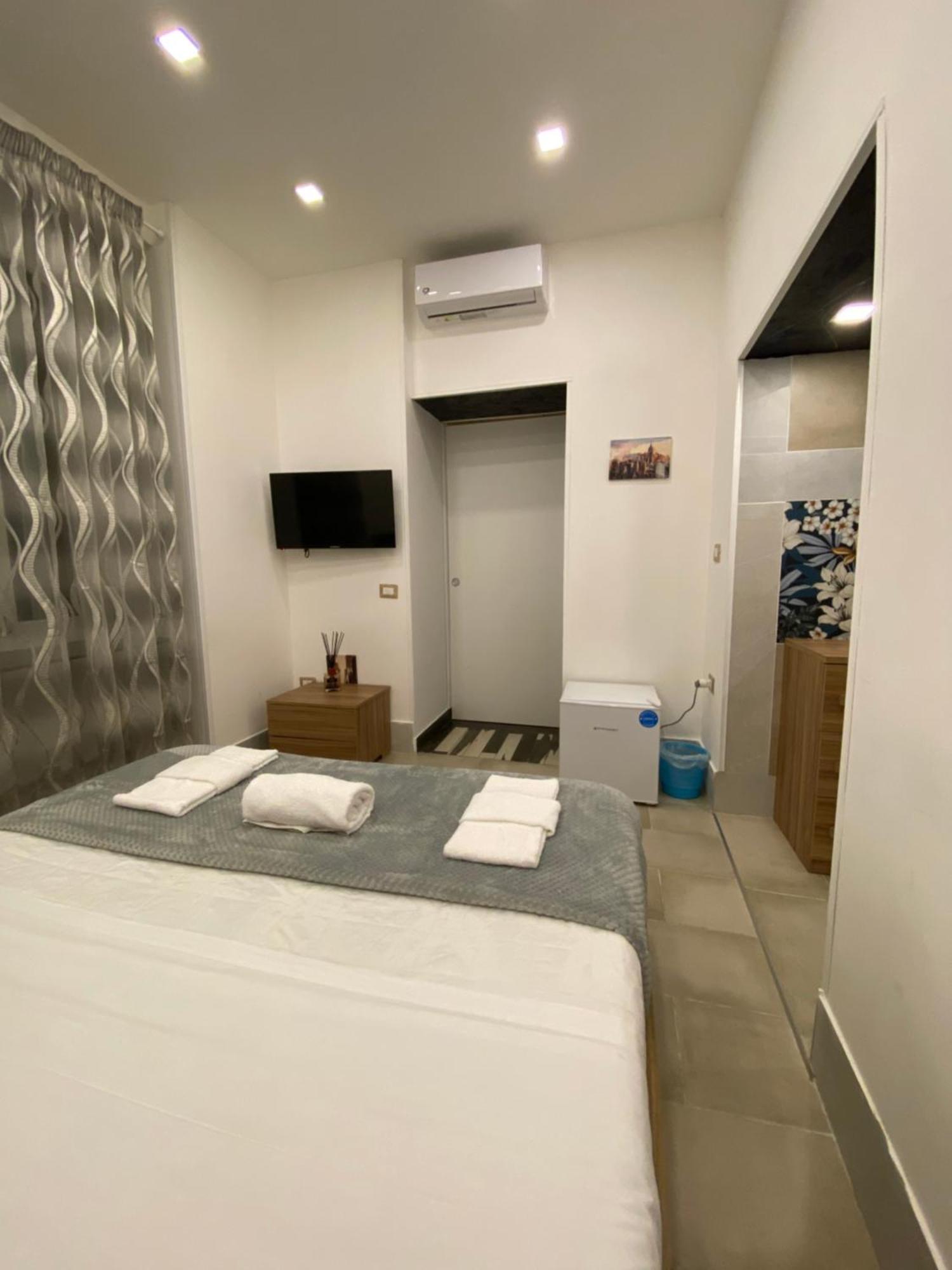 Pippo'S Suite Naples Exterior photo